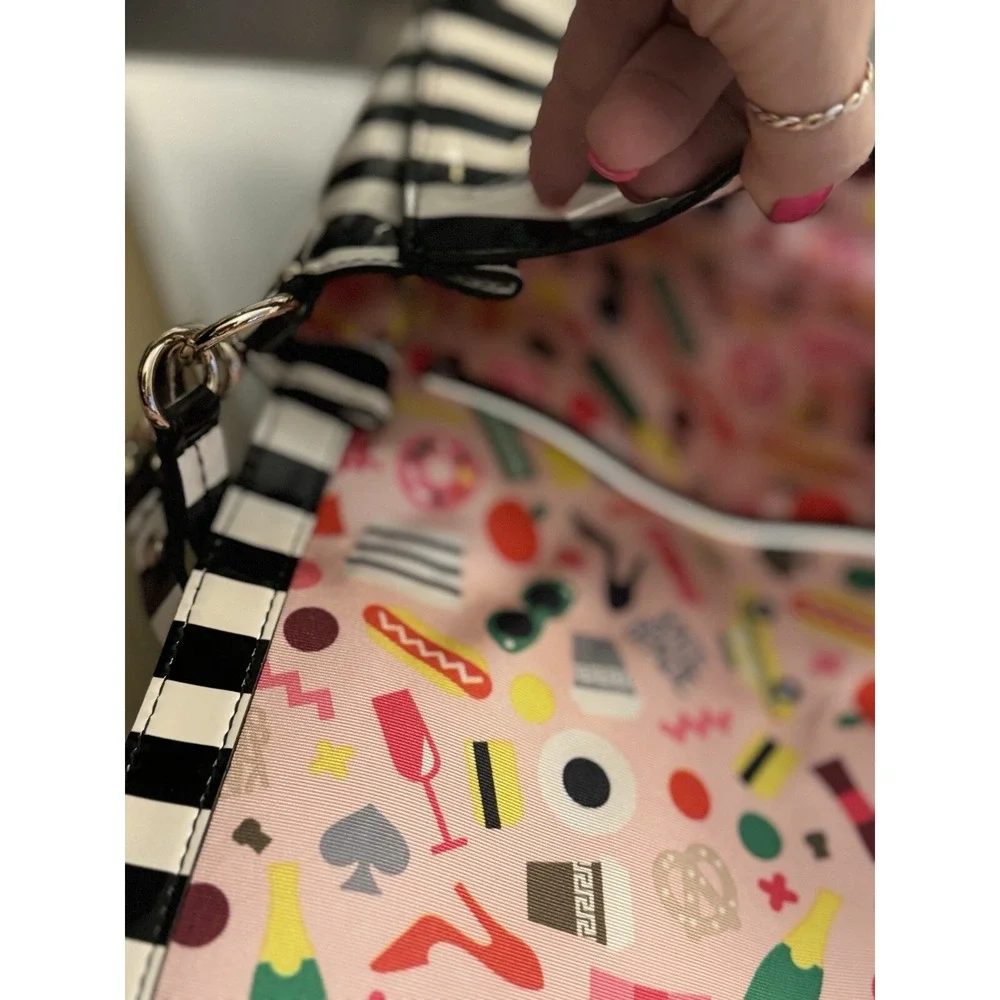 Kate Spade Darcel X KSNY Tobyn Big Apple Striped crossbody bag purse handbag EUC